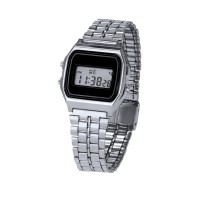 Reloj con sofisticado metálico